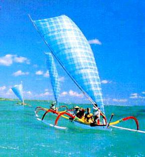 Prahu dans la baie de Sanur